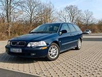 Gebraucht Volvo V40 122 PS (89 kW) 2002 Blau Kombi