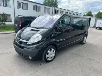 Gebraucht Opel Vivaro 145 PS (106 kW) 2010 Schwarz Van / Kleinbus