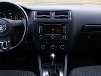 Gebraucht VW Jetta Comfortline 105 PS (77 kW) 2011 Deep black perleffekt Limousine