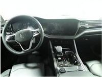 Gebraucht VW Touareg 231 PS (169 kW) 2024 Blau SUV