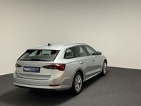Gebraucht Skoda Octavia Style 150 PS (110 kW) 2022 Brilliantsilber metallic Kombi