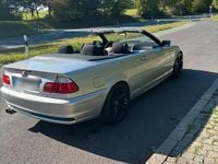 Gebraucht BMW 320 Cabriolet 170 PS (125 kW) 2002 Silber Cabrio
