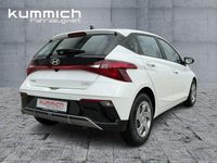 Gebraucht Hyundai i20 Select 101 PS (74 kW) 2025 Weiß Kleinwagen