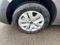 Neu Renault Kangoo Techno 131 PS (96 kW) 2025 Stahlgrau Kombi