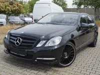 Gebraucht Mercedes E350 Avantgarde 265 PS (194 kW) 2012 Schwarz Limousine