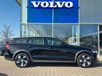 Gebraucht Volvo V60 CC Ultimate 197 PS (144 kW) 2023 019 black stone Kombi