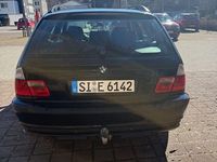 Używany BMW 320 150 KM (110 kW) 2002 Czarny Kombi