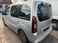 Gebraucht Peugeot Partner Tepee 120 PS (88 kW) 2018 Silber Van / Kleinbus