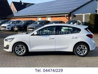Usata Ford Focus Cool & Connect 120 CV (88 kW) 2022 Bianco Berlina