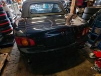 Gebraucht Mazda MX5 110 PS (80 kW) 1998 Blau Cabrio