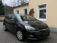 Gebraucht Opel Astra 110 PS (80 kW) 2014 Schwarz Kombi