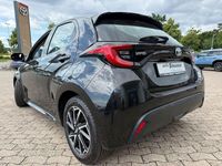 Gebraucht Toyota Yaris Hybrid Team 116 PS (85 kW) 2022 Schwarz Limousine