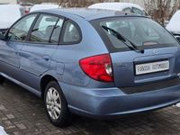 Gebraucht Kia Rio 97 PS (71 kW) 2004 Blau Limousine