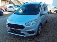 Gebraucht Ford Tourneo Courier Titanium 101 PS (74 kW) 2020 Silber Van / Kleinbus