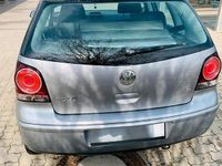 Gebraucht VW Polo 69 PS (50 kW) 2007 Grau Kleinwagen