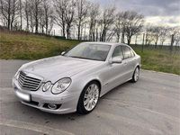 Gebraucht Mercedes E200 184 PS (135 kW) 2006 Silber Limousine
