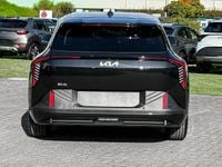Neu Kia EV4 Earth 150 kW (204 PS) 2025 Schwarz Kleinwagen