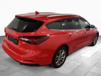 Gebraucht Ford Focus Titanium X 125 PS (91 kW) 2023 Race red Kombi