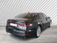 Gebraucht Audi S8 571 PS (419 kW) 2020 Vesuvgrau metallic Limousine