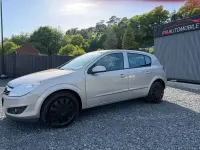 Gebraucht Opel Astra Edition 105 PS (77 kW) 2007 Silber Limousine