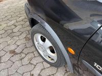 Gebraucht Opel Corsa 54 PS (39 kW) 2000 Schwarz Limousine