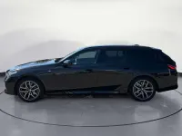 Gebraucht BMW 520 Comfort Edition 197 PS (144 kW) 2024 Schwarz Kombi