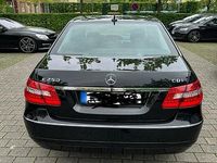 Gebraucht Mercedes E250 204 PS (150 kW) 2012 Schwarz Limousine