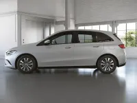 Gebraucht Mercedes B180 136 PS (100 kW) 2022 Weiß Van / Kleinbus