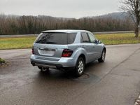 Gebraucht Mercedes ML280 190 PS (139 kW) 2007 Blau SUV