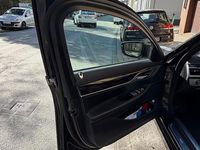 Gebraucht BMW 730L 265 PS (194 kW) 2019 Grau Limousine