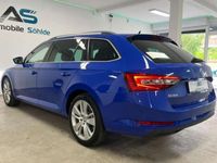 gebraucht Skoda Superb 2.0 TDi DSG 4x4 Navi/Xenon/ACC/Standhzg/M