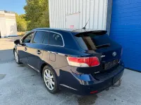 Gebraucht Toyota Avensis Executive 152 PS (111 kW) 2011 Blau Kombi