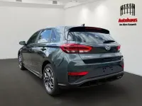 Neu Hyundai i30 N Line 150 PS (110 kW) 2026 Cypress green / mic Limousine