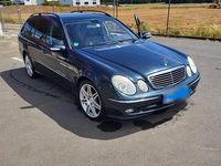 Gebraucht Mercedes E280 Avantgarde 177 PS (130 kW) 2004 Andere farben Kombi