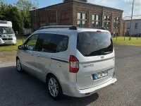 Gebraucht Ford Tourneo Courier Titanium 101 PS (74 kW) 2016 Silber Van / Kleinbus