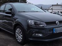 Gebraucht VW Polo Trendline 75 PS (55 kW) 2015 Grau Kleinwagen