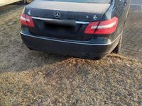 Gebraucht Mercedes E250 204 PS (150 kW) 2010 Schwarz Limousine