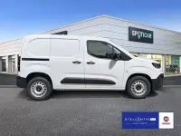 Neu Fiat Doblò 131 PS (96 kW) 2026 Weiß Van / Kleinbus