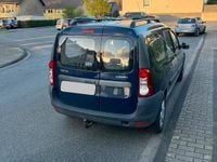 Second-hand Dacia Logan 85 CP (62 kW) 2011 Albastru Break