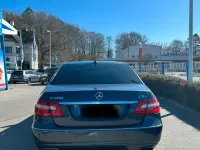 Gebraucht Mercedes E200 Avantgarde 136 PS (100 kW) 2012 Andere farben Limousine