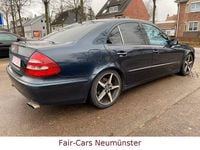 Gebraucht Mercedes E500 Avantgarde 306 PS (225 kW) 2003 Blau Limousine