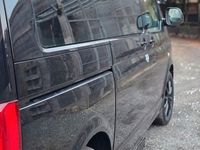 Używany VW Caravelle 140 KM (102 kW) 2013 Czarny Van