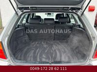 Gebraucht BMW 330 231 PS (169 kW) 2002 Silber Kombi
