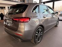 Gebraucht Mercedes B200 Advanced Plus 164 PS (120 kW) 2024 Grau Van / Kleinbus