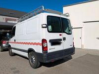 Used Renault Master 120 HP (88 kW) 2009 White Estate