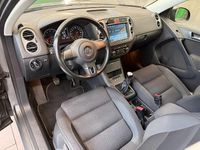 Second-hand VW Tiguan Team 147 CP (108 kW) 2011 Gri SUV