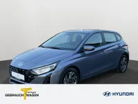 Gebraucht Hyundai i20 Trend 101 PS (74 kW) 2024 Blau Kleinwagen