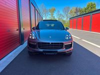Gebraucht Porsche Cayenne Turbo 519 PS (381 kW) 2017 Grau SUV