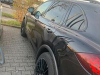 Gebraucht Porsche Cayenne 400 PS (294 kW) 2010 Schwarz SUV