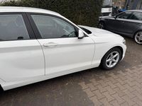 Gebraucht BMW 116 Sport Line 116 PS (85 kW) 2018 Weiß Kleinwagen